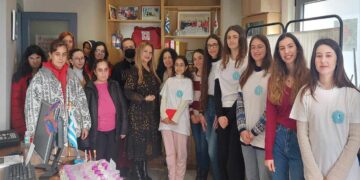 Τον Ερυθρό Σταυρό Πτολεμαΐδας επισκέφθηκε ο Σύλλογος Γονέων , Κηδεμόνων και Φίλων ΑΜΕΑ Περιφέρειας Δυτικής Μακεδονίας. (της Κούλας Πουλασιχίδου)