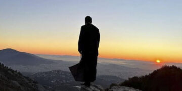 Ολοκληρώθηκαν τα γυρίσματα του 2ου κύκλου της σειράς “Άγιος Παΐσιος. Από τα Φάρασα στον ουρανό” – Ο αποχαιρετισμός του Προκόπη Αγαθοκλέους