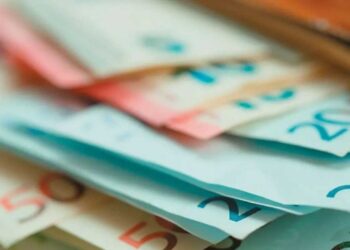 Πληρωμές επιδομάτων: Ανοίγει το “ταμείο” για επίδομα θέρμανσης, youth pass και επιστροφή ΕΦΚ για αγροτικό πετρέλαιο