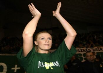 Θλίψη στον παγκόσμιο αθλητισμό , πέθανε η άλλοτε αρχηγός του Παναθηναϊκού στο βόλεϊ γυναικών Ρούξι Ντουμιτρέσκου σε ηλικία 46 χρονών