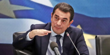 Σκρέκας: Σήμερα οι ανακοινώσεις για το Καλάθι της Σαρακοστής – Ποια τρόφιμα θα περιλαμβάνονται