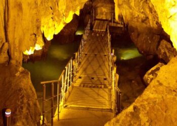 Σπήλαιο του Δράκου: Παραμυθένια τοπία για μια αλλιώτικη απόδραση, στην ειδυλλιακή Καστοριά