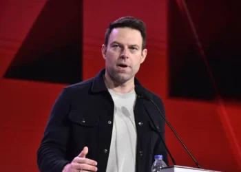 Κασσελάκης: Λάθος ο νόμος Τσίπρα για τις εταιρείες εξωτερικού -Θα δώσω εξηγήσεις στη Δικαιοσύνη για τα αστακοκάραβα