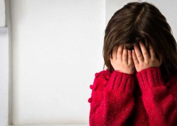 Στη φυλακή ο γιατρός από την Πιερία που φέρεται να ασελγούσε στην 4χρονη κόρη του