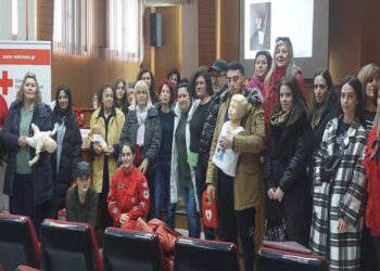 Με τη “σφραγίδα” του Διευθυντή Εκπαίδευσης του Ελληνικού Ερυθρού Σταυρού Ζεκή Μεμέτ Αλή και με μεγάλη συμμετοχή πολιτών, πραγματοποιήθηκε το Σεμινάριο Πρώτον Βοηθειών του Ερυθρού Σταυρού Πτολεμαΐδας