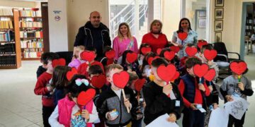 Με γέλια και παιδικές φωνές γέμισε η βιβλιοθήκη Αμυνταίου