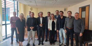 Συνάντηση του Περιφερειάρχη για τον εκσυγχρονισμό των μονάδων υγείας της Δυτικής Μακεδονίας με τον Διοικητή της 3ης ΥΠΕ και τους Διοικητές των Νοσοκομείων