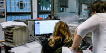 ΑΑΔΕ: Με 500 ελέγχους την ημέρα το σχέδιο για το 2024 - Από ποιους θα αναζητήσει 65 δισ. ευρώ