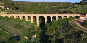 Αυτή είναι μεγαλύτερη πέτρινη γέφυρα στην Ελλάδα -Το άγνωστο «διαμάντι» που εντυπωσιάζει (βίντεο)