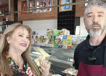 Αναθερμάνθηκε η Πασχαλινή αγορά της Πτολεμαΐδας. Πανέτοιμα και τα Κρεοπωλεία, σύμφωνα με τον Βαγγέλη Κοντάκα ! (Ρεπορτάζ της Κούλας Πουλασιχίδου)