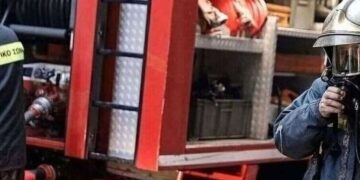 Ανεξέλεγκτη για τρίτη μέρα η φωτιά στα Πιέρια Όρη - Κατευθύνεται στο νομό Κοζάνης