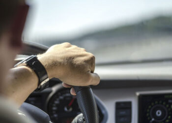 Χάνω το δίπλωμα εάν σταματήσω να οδηγώ; -Τι συμβαίνει με όσους θέλουν να ξαναπιάσουν τιμόνι