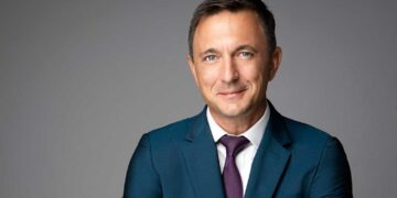 Χάρης Μαργαρίτης - Τρ. Πειραιώς: Έως 30% η αύξηση παραγωγικότητας των τραπεζών λόγω Τεχνητής Νοημοσύνης