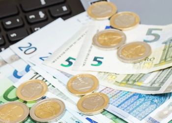 ΕΦΚΑ: Επιστροφή εισφορών 4,1 εκατ. ευρώ σε επαγγελματίες – Ποιοι θα δουν χρήματα