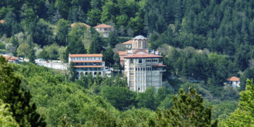 Εξόρμηση του Συλλόγου Ελλήνων Ορειβατών Κοζάνης στις 28/4 στην Παναγία Σουμελά στο Βέρμιο