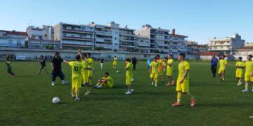 Ο κόσμος του Εορδαϊκού αποθέωσε τους παίκτες που δεν μπορούσαν να κρατήσουν τα δάκρυα τους (βίντεο)