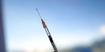 Έρχεται το πρώτο εξατομικευμένο εμβόλιο για τον καρκίνο του δέρματος – Τι λένε οι επιστήμονες