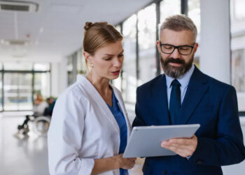 Διοικητές Νοσοκομείων: Μετά τα μέτρια γραπτά έρχεται η προφορική συνέντευξη – Πώς θα επιλεγεί η τελική τριάδα για κάθε θέση