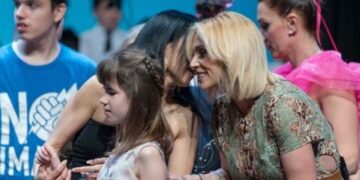 Η 11χρονη Λουκία Κασαμάκη από τη Βέροια δίνει μαθήματα ζωής - Πρέσβειρα στη δράση «Μάτια για όλους» (φωτ.)