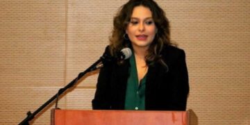 Η ηρωίδα γυναίκα: τη σεβόμαστε αλήθεια; - Γράφει η Αριστέα Αδαμίδου