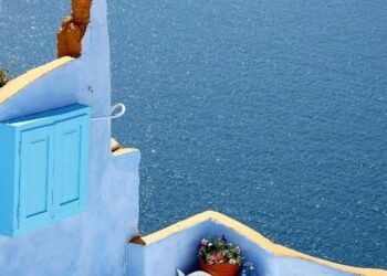 Η Σαντορίνη «έφτασε» μέχρι την Κίνα - Οι Ασιάτες δημιούργησαν μια μικρογραφία του νησιού (3.700 στρέμματα) στην επαρχία Γιουνάν