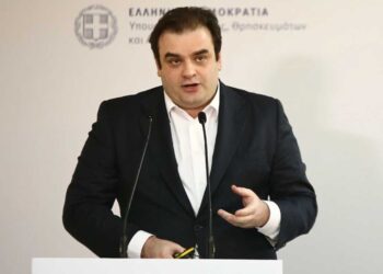 Κυριάκος Πιερρακάκης: Αν ο γονιός δεν υπογράψει τον νέο σχολικό κανονισμό, το παιδί δεν θα εγγράφεται στο σχολείο (βίντεο)