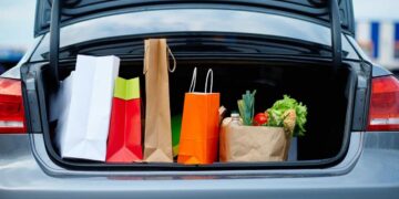 Μεταφέρεις ψώνια από το σουπερμάρκετ με το αυτοκίνητο; - Μπορεί να σε περιμένει πρόστιμο 80 ευρώ