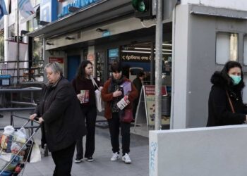 Νέο ωράριο στα σούπερ μάρκετ - Ο ΑΒ Βασιλόπουλος ανοιχτά και Κυριακές