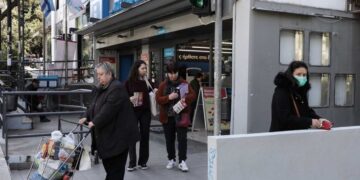 Νέο ωράριο στα σούπερ μάρκετ - Ο ΑΒ Βασιλόπουλος ανοιχτά και Κυριακές