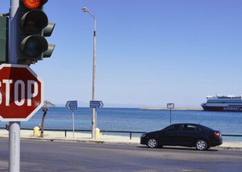 Οι πόλεις που πέταξαν τα φανάρια από τους δρόμους -Το επιτυχημένο πείραμα σε Ελλάδα και Ευρώπη