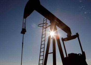 Πάνω από δύο ευρώ το Πάσχα η βενζίνη, στη σκιά των νέων συγκρούσεων