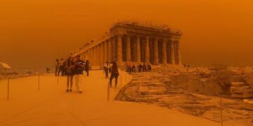 Απίστευτη εικόνα με την Αφρικανική σκόνη να κατακλύζει τον Παρθενώνα.