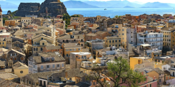 Πάσχα 2024: Σε ποιους προορισμούς θα ταξιδέψουν οι Έλληνες -Ποιοι είναι πρώτοι σε προτίμηση