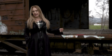 Περπατώντας στις εγκαταλελειμμένες ράγες του Σιδηροδρομικού Σταθμού Πτολεμαΐδας, ενός “ξεχασμένου” κομματιού της Τοπικής Ιστορίας! (ρεπορτάζ της Κούλας Πουλασιχίδου)