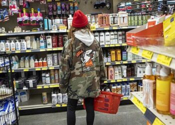 Ποια αλυσίδα σούπερ μάρκετ «ψηφίζουν» οι καταναλωτές; Ποιοί αισχροκερδούν;