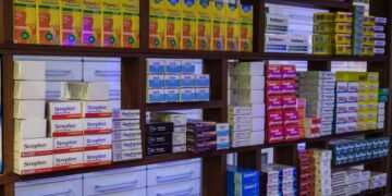 Ποιοι χάνουν τη δωρεάν ιατροφαρμακευτική περίθαλψη μετά την εκκαθάριση στα ΑΜΚΑ