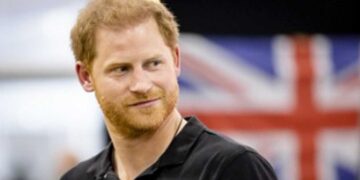 Πρίγκιπας Χάρι: Σάλος στο Ίντερνετ με μια χειρονομία του – Ξέχασε τους καλούς τρόπους που έμαθε στο παλάτι