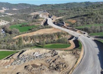 Προχωράει ο νέος αυτοκινητόδρομος που θα ενώσει την Αθήνα με τη Βόρεια Ελλάδα - Πότε θα είναι έτοιμος (βίντεο με την πρόοδο των εργασιών)