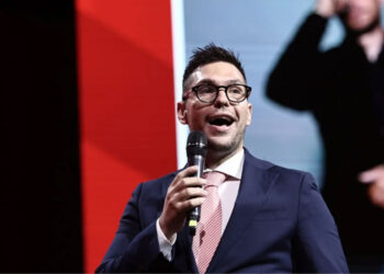 Τα μαζεύει μετά τον σάλο ο ξάδερφος Κασσελάκη: «Δεν θέλουμε καμία ψήφο από τους Σπαρτιάτες», λέει τώρα