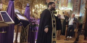 Τελέστηκε η Ακολουθία της Κυριακής των Βαΐων Εσπέρας, στον Ιερό Ναό Αγίου Στεφάνου Πτολεμαΐδας. (της Κούλας Πουλασιχίδου)