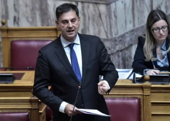 Θεοχάρης: Προς το παρόν δεν θα επιβάλουμε πρόστιμα για την καθυστέρηση σύνδεσης με την πλατφόρμα myData