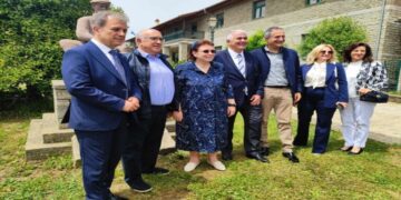 Κοζάνη: Την ίδρυση σχολής πετράδων στο Πεντάλοφο  εξήγγειλε η υπουργός Πολιτισμού Λ. Μενδώνη