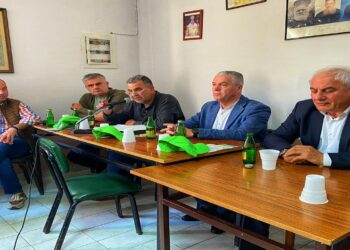 Αγρότες ενημερώθηκαν στο Μανιάκι του Δήμου Αμυνταίου για τη διαχείριση άδειων συσκευασιών φυτοφαρμάκων