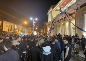 “Ασπρόμαυρη” η Κοζάνη και τρελά πανηγύρια για τον ΠΑΟΚ