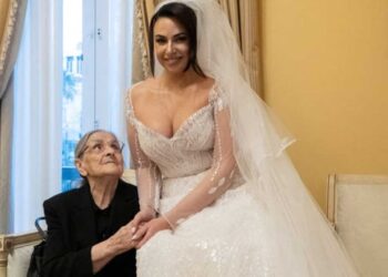 «Στην κυρία Βασιλική…» – Γράφει η Βάλια Παπαδημητρίου-Λοΐζου