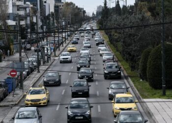 ΑΑΔΕ: Ανοιξε το myCar – Τέλη κυκλοφορίας για ένα μήνα και «πίσω» οι πινακίδες για το Πάσχα