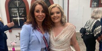 Παρουσία 4 υποψ. Ευρωβουλευτών η Πρόεδρος της ΔΕΕΠ Κοζάνης βάφτισε την κόρη της