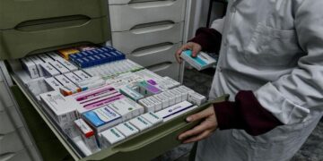 Ανακοινώνονται αποφάσεις για τα φάρμακα μετά το Πάσχα – Τι αλλάζει για ασθενείς και φαρμακευτικές