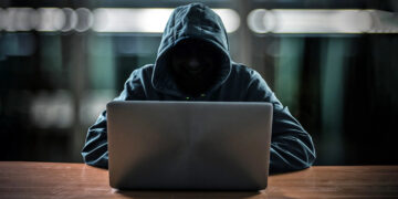 Αυτό είναι το απειλητικό email που εστάλη σε 35 σχολεία της Αττικής – «Θα σας ανατινάξουμε όπως τα αδέρφια μας στο Παρίσι»