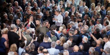 «Γαλάζια Καστοριά, γαλάζια Δυτική Μακεδονία- Ήταν και θα είναι πάντα το ισχυρότερο κάστρο της ΝΔ»- Νέο μήνυμα Μητσοτάκη στην ηγεσία της Β. Μακεδονίας- Τι είπε για φράγμα Νεστορίου και σήραγγα Κλεισούρας